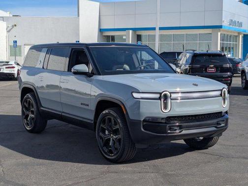 2026 Rivian R1S Dual Motor Large Pack