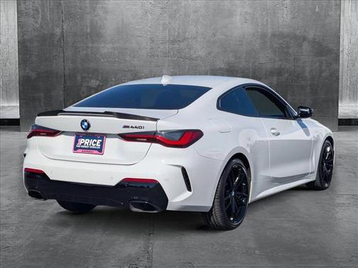 2023 BMW M440 i