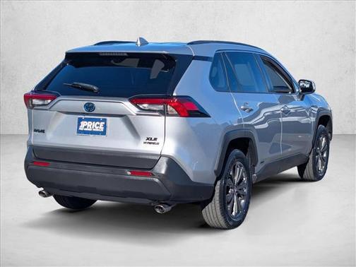 2022 Toyota RAV4 Hybrid XLE Premium