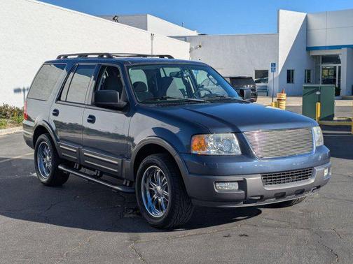 2005 Ford Expedition XLT Sport