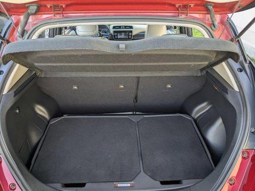 Scarlet Ember 2018 Nissan Leaf SL