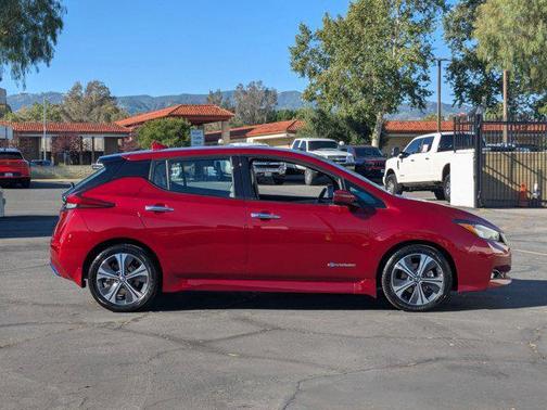 Scarlet Ember 2018 Nissan Leaf SL