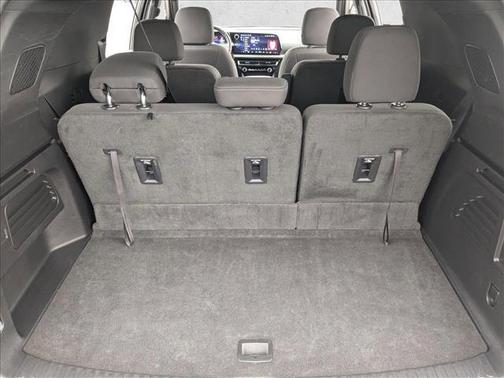 Mosaic Black Metallic 2024 Chevrolet Traverse LT