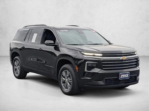 Mosaic Black Metallic 2024 Chevrolet Traverse LT