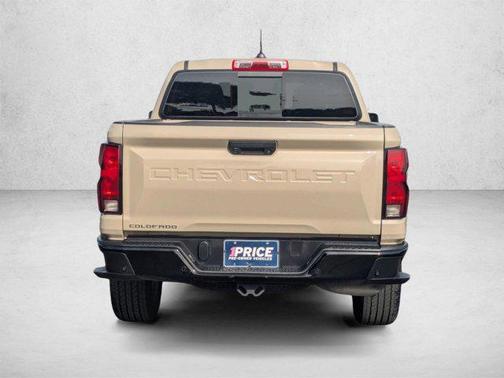 Sand Dune Metallic 2024 Chevrolet Colorado WT