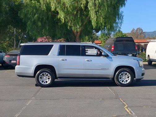 Quicksilver Metallic 2018 GMC Yukon XL SLT