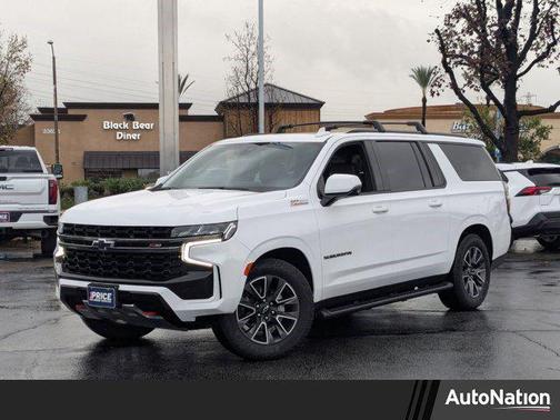 2022 Chevrolet Suburban 4WD Z71