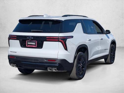 Summit White 2026 Chevrolet Traverse LT