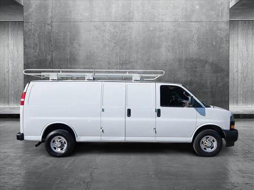 2018 Chevrolet Express 2500 Work Van