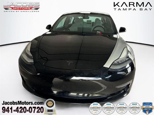 Obsidian Black Metallic 2018 Tesla Model 3 Long Range