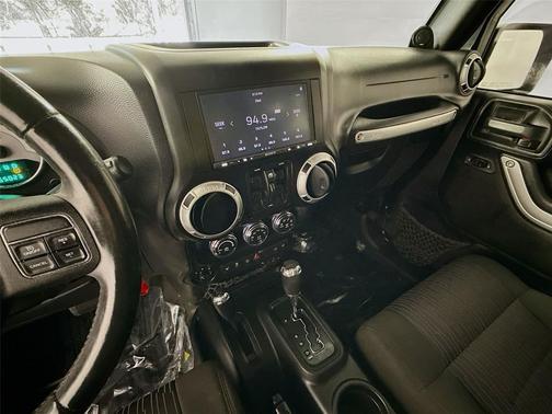 2012 Jeep Wrangler Unlimited Rubicon