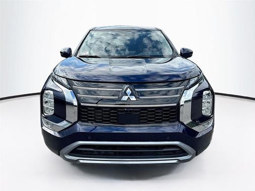 2025 Mitsubishi Outlander SE 2.5 2WD