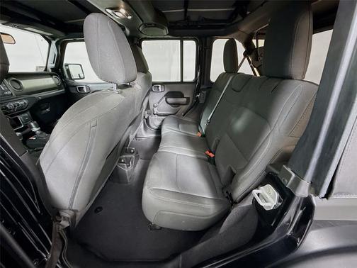 Black Clearcoat 2021 Jeep Wrangler Unlimited Sport