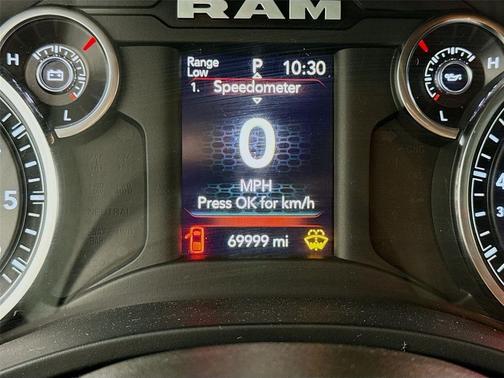 Diamond Black Crystal Pearlcoat 2021 RAM 1500 Big Horn/Lone Star