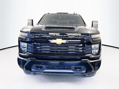2025 Chevrolet Silverado 2500 Custom