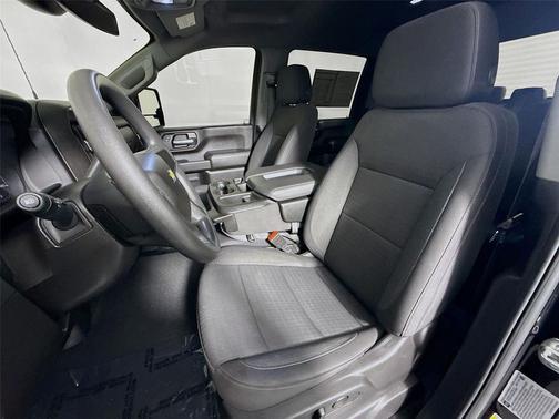 2025 Chevrolet Silverado 2500 Custom