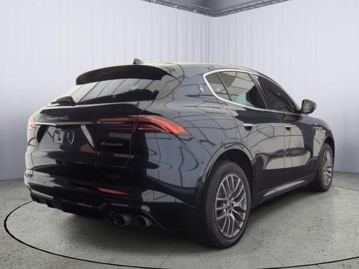 Blu Intenso Metallic 2023 Maserati Grecale GT