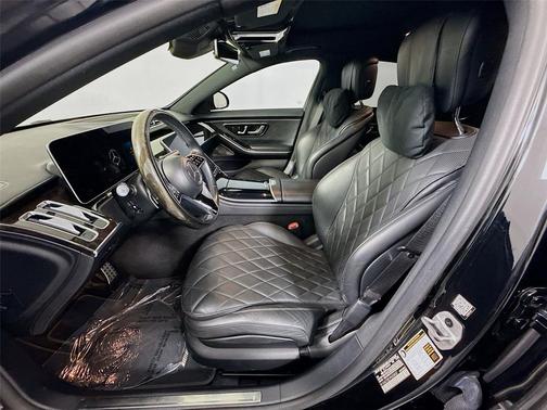 BLACK 2023 Mercedes-Benz S-Class 4MATIC