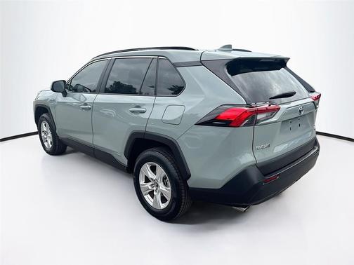 2021 Toyota RAV4 Hybrid XLE
