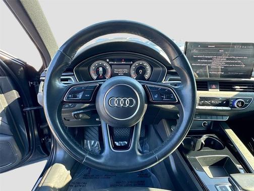2022 Audi A4 45 S line Premium Plus