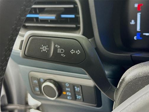 Oxford White 2025 Ford Maverick XLT