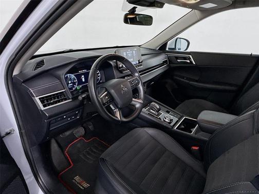 2024 Mitsubishi Outlander PHEV SE Ralliart