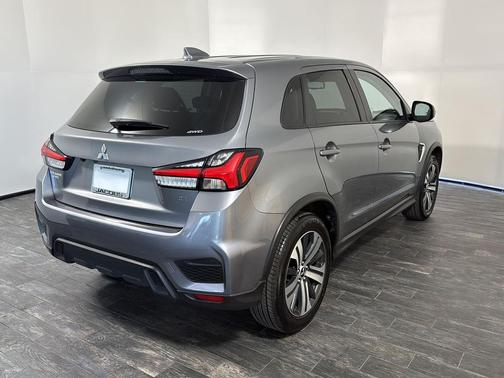 2024 Mitsubishi Outlander Sport SE