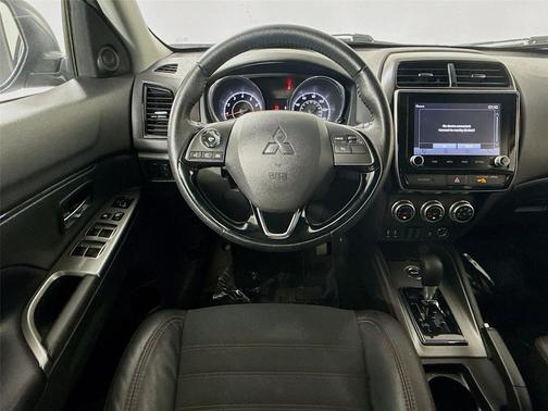 2024 Mitsubishi Outlander Sport SE