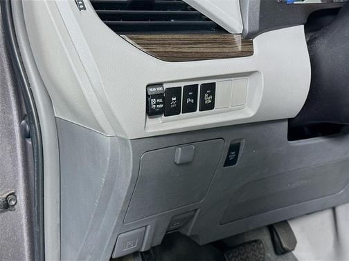 Predawn Gray Mica 2015 Toyota Sienna XLE