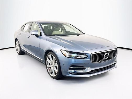 2017 Volvo S90 T6 Inscription