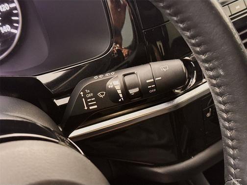 Super Black 2023 Nissan Pathfinder SL FWD