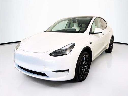 2022 Tesla Model Y Long Range Dual Motor All-Wheel Drive