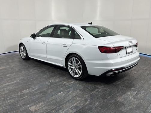 2023 Audi A4 45 S line Premium Plus