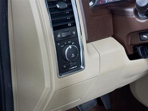 2014 RAM 1500 Laramie