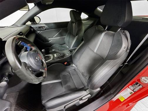 2024 Toyota GR86 Premium