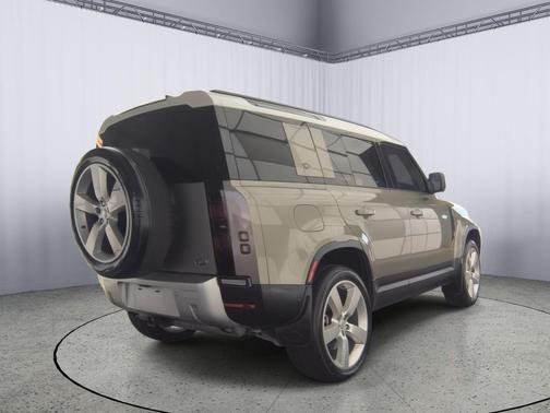 Pangea Green Metallic 2020 Land Rover Defender 110 HSE