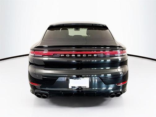 2025 Porsche Cayenne Cayenne Turbo E-Hybrid