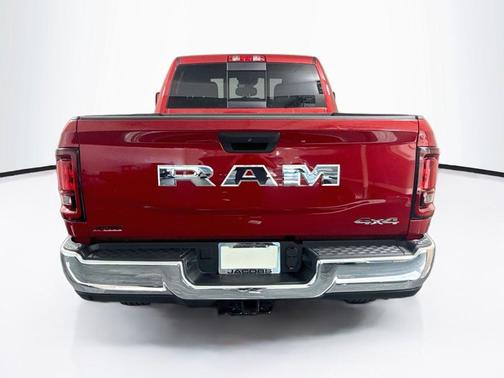 Molten Red Pearlcoat 2026 RAM 2500 Tradesman Crew Cab 4x4 6'4' Box