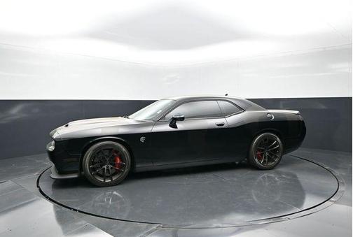 Pitch Black Clearcoat 2023 Dodge Challenger SRT Hellcat