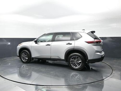 Brilliant Silver Metallic 2024 Nissan Rogue S