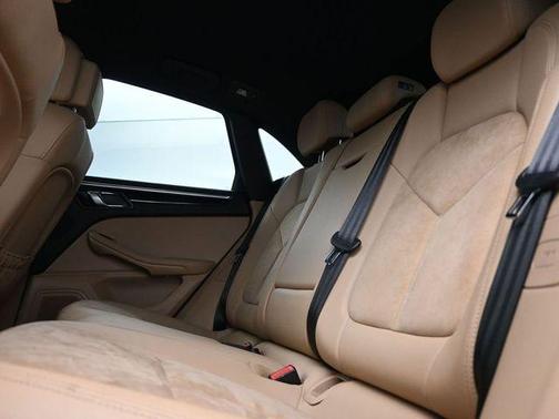 Green 2021 Porsche Macan S