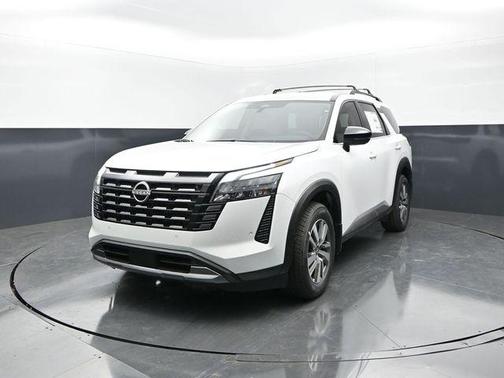 Everest White P 2026 Nissan Pathfinder SL