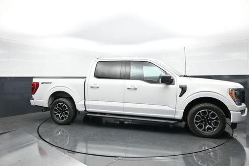 Oxford White 2021 Ford F-150 XLT