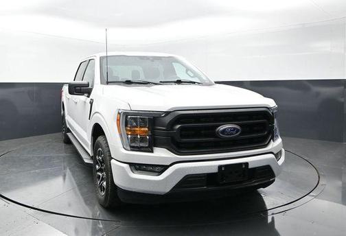 Oxford White 2021 Ford F-150 XLT