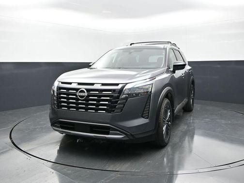 Gun Metallic 2026 Nissan Pathfinder SL