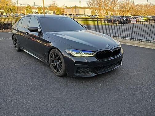 Carbon Black Metallic 2021 BMW 530 i xDrive