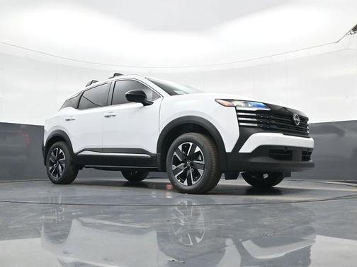 Fresh Powder 2026 Nissan Kicks SV