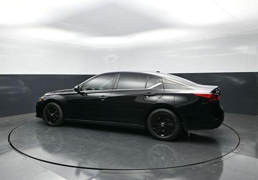 Black 2020 Nissan Altima 2.5 S
