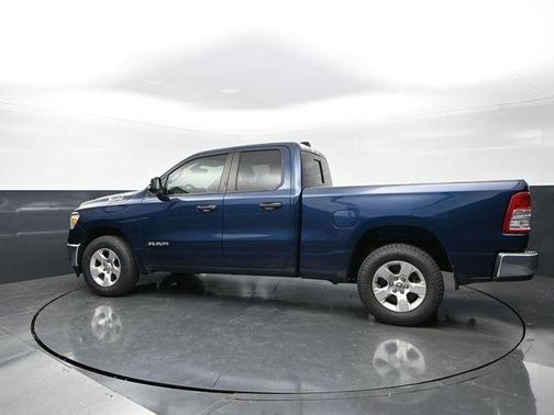 Patriot Blue Pearlcoat 2023 RAM 1500 Big Horn