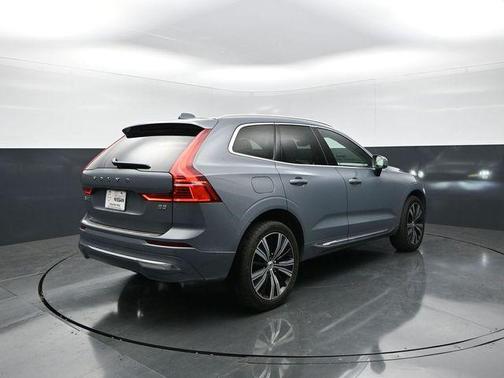Gray Metallic 2023 Volvo XC60 B5 Plus Bright Theme